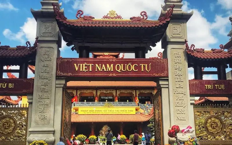 Việt Nam Quốc Tự