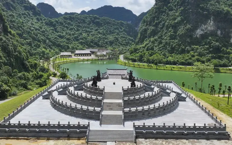 Vẻ Đẹp Hoang Sơ Và Lịch Sử Đáng Chú Ý