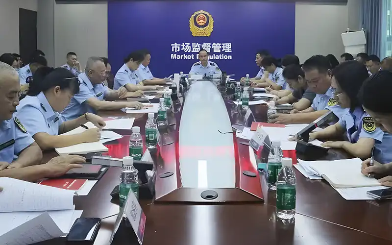 Phản Ứng Của Chính Quyền